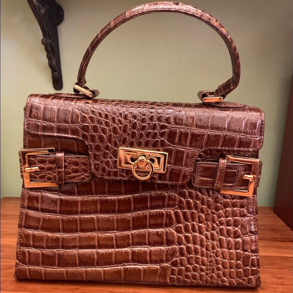 Muska Milano leather handbag in crocodile print